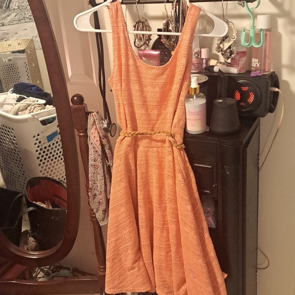 Cute dress small
